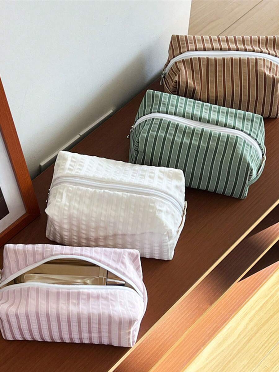 1PC Storage Bag Makeup Travel Bag Make Up Brush Bag Toiletry Bag Transparent Makeup Bag Made Of PVC Material, Hand-Held Toiletry Bag, Cosmetic Storage Bag, Beach Bag, Essential For Traveling, Makeup Bags, Cosmetic Bag, Makeup Organiser, Travel, Makeup Pouch, Bag, Vanity, Make Up Pouch, Travel Essentials, Pouch Bag, Make Up Bags, Travel Essential, Vanity Accessories, Small Makeup Bag, Cosmetic Bag, Travel Essential, Large Capacity, Large Makeup Bag,Christmas Gifts,Pouch,Travel,Gifts For Women,Women's Necessaire,Travel Essential,Pouch,Clutch / Small Handbag,Necessaire,Makeup Organizer,Makeup Organize,Pouch,Brush Holder,Mini Pouch,Large Capacity Pouch