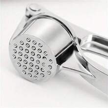 1pc Metal Manual Garlic Press Handheld Ginger Squeezer Kitchen Tool - Multicolor - View 9