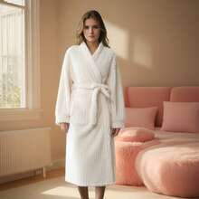 Winter New Flannel Long Sleeve Tree Bark Jacquard Robe, Thick Warm Women Bathrobe, Sleepwear, Plush Soft Fluffy Long Sleeve Robe