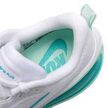 Nike 女士跑步鞋，轻便回弹健身运动鞋，适合日常通勤，VOMERO PLUS HV8154-801 - 白/金屬銀/微綠/泡沫薄荷綠/青/綠 - 查看 6