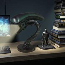 Creative Alien Style Table Lamp, Unique Sci-Fi Design Desk Light For Bedroom And Living Room,USB Halloween Decorations, Alien Resin Statue With Lights-Home And Bedroom Decoration Sculpture, Suitable For Christmas And Autumn Decoration - 彩色 - 查看 7