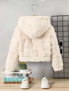 1件春秋新款女童外套，白色连帽长袖蓬松外套，修身舒适保暖，适合女孩日常休闲穿着。