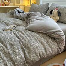 4 件套优雅灰色羽绒被套，柔软亲肤，涤纶双层床上用品（1 个羽绒被套 + 1 个床单 + 2 个枕套），适合秋冬卧室装饰，节日礼物，无填充物，枕套图案随机剪裁