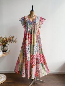 Rusttydustty Bohemian Style Pink Floral V-Neck Ruffle Sleeve Casual Dress, Suitable For New Year, Valentine's Day And Other Occasions