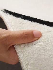 1pc Imitation Cashmere Carpet, Thickened Living Room Sofa And Coffee Table Floor Mat, Irregular Cloud Bed Blanket In The Bedroom, Kitchen Mat, Bedroom Plush Mat - Multicolor - View 10