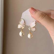 1 Pair Korean Elegant Pearl Flower Vintage Stud Earrings, Niche Personalized Versatile Jewelry Accessories - 蝴蝶型 - 查看 9