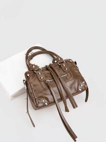 1个复古风格PU皮革手提包，铆钉、金属流苏拉链装饰，可调节肩带，适合日常、旅行、购物。 - 咖啡 - 查看 5