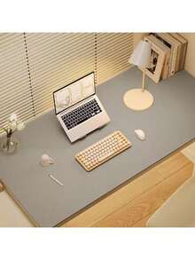 1 peça de protetor de mesa com proteção para os olhos. Pode ser usado como um protetor de escritório, mouse pad grande, protetor de mesa para laptop, bloco de escrita à prova d'água para escritório e casa, e protetor de mesa para alunos do ensino fundamental e médio. É resistente à água, óleo e manchas, resistente ao desgaste e possui um design moderno, tornando-o perfeito para decoração de casa e presentes de Natal.