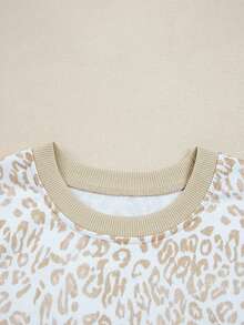 Acelitt Spring And Autumn Women's Khaki Leopard Print Splicing Ribbed Edge Ruffle Detail Round Neck Knitted Top