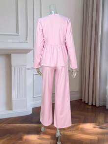 女士热销亚麻V领长袖纽扣衬衫上衣搭配松紧腰休闲裤两件套（长袖上衣+裤子），优雅通勤乡村风节日穿搭，粉色系春季款 - 粉色 - 查看 6