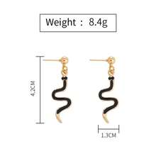 一对弧形蛇形珐琅蛇形耳钉，优雅珠宝，创意设计 - 彎曲蛇形耳環 - 查看 3