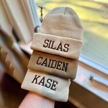 1pc Custom Personalized Embroidered Winter Hat,Personalized Solid Color Embroidered Name Beanie Hat, Spring/Autumn/Winter Customized Gift,Engraved,Durable,Colorful,Cute,Adorable,Funny,Kawaii,Y2K,Stylish,Unisex,Casual,Custom,Personalized,Unique,Customized,Ideal Gifts For Him,Ideal Gifts For Her,Her,Boyfriend,Girlfriend,Family,Friends - Multicolor - View 4