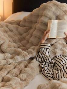 1pc Luxury Faux Mink Fur Plush Blanket, Thick Double-Layer Soft Fluffy Throw Blanket With Cloud-Like Feeling, Suitable For Home, Living Room, Bedroom, Sofa, Also Makes A Great Gift To Upgrade Home Living Quality - Camel - View 13