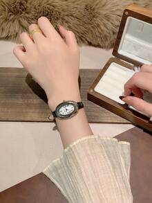 1件女士椭圆形罗马数字休闲优雅石英腕表，适合日常佩戴 - 黑色 - 查看 3