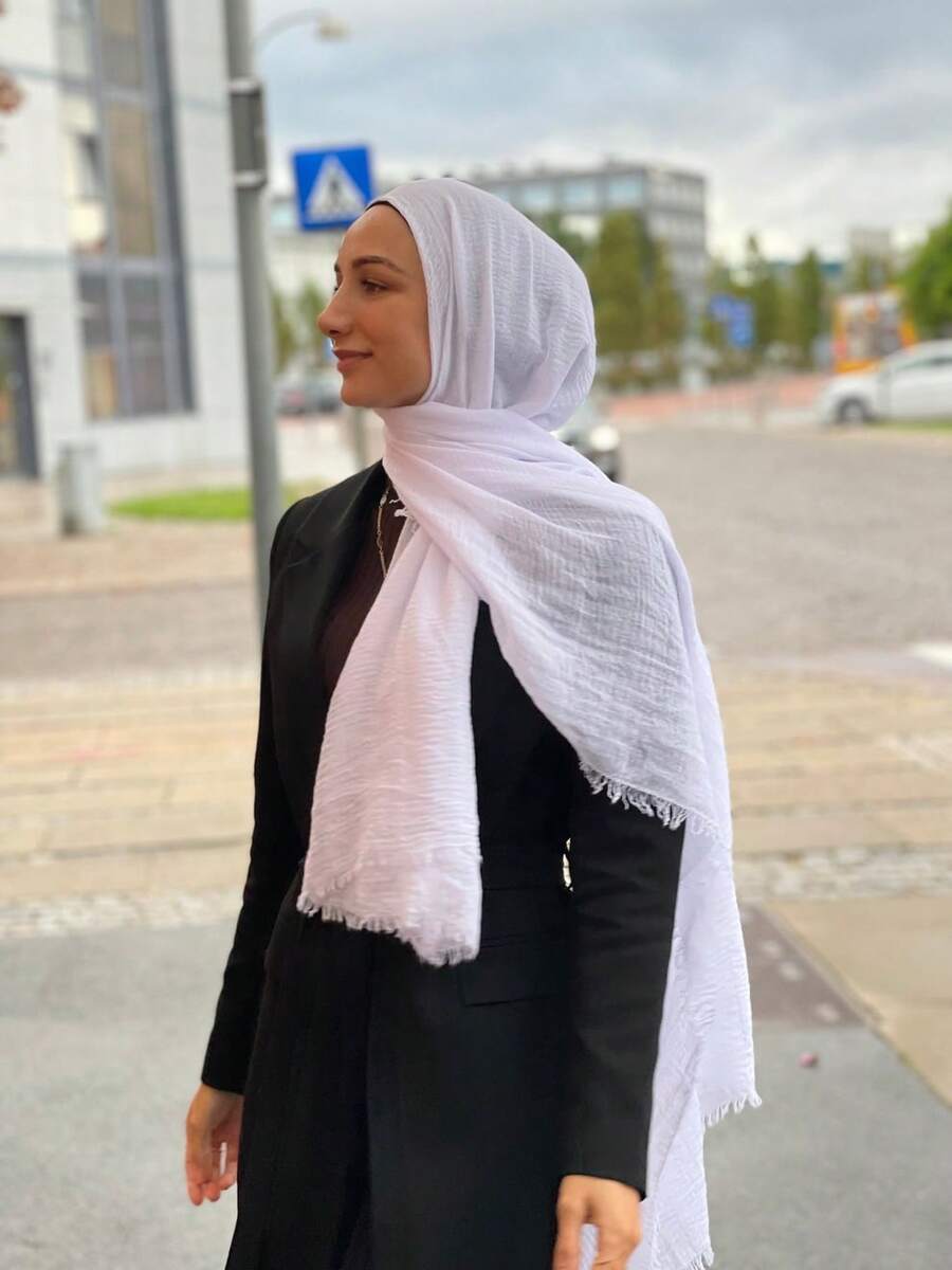 1pc Linen Solid Color Conservative Muslim Arabic Head Scarf, Soft Casual Beach Sun Protection Scarf, Suitable For Daily Use - White - View 1