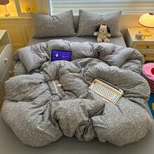 4 件套优雅灰色羽绒被套，柔软亲肤，涤纶双层床上用品（1 个羽绒被套 + 1 个床单 + 2 个枕套），适合秋冬卧室装饰，节日礼物，无填充物，枕套图案随机剪裁