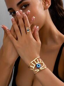 1 套（1 件几何镂空恶魔之眼手链和 1 件几何镂空恶魔之眼戒指）欧美复古时尚金色几何镂空恶魔之眼手链和几何镂空恶魔之眼戒指首饰套装，适合女性日常佩戴、节日、社交活动、情侣礼物、万圣节