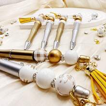 6 قطع قلم DIY مزين بالخرز ذو موضوع نجوم الثلج الذهبية والفضية، خرز خشبي، شرابة وقلادة من السبائك المعدنية، تشمل سحر نجمة الثلج والثلجي والرنة، هدية عيد الميلاد رائعة ولوازم مدرسية/مكتبية