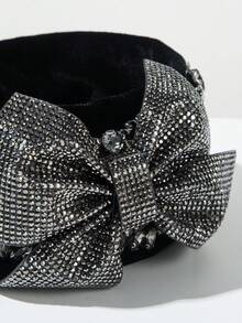 1 pieza Diadema de terciopelo negro con decoración de mariposa de rhinestone, accesorio de cabello de lujo y moda para invierno para mujeres, accesorio de cabello de alta gama para fiestas/banquetes
