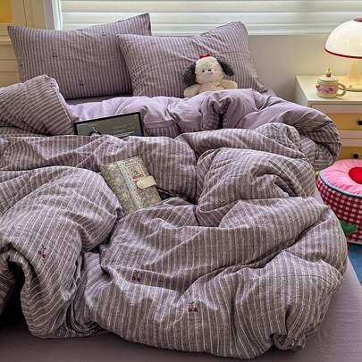 4pcs Vintage Style Bedding Set, Purple Stripe & Red Cherry Pattern, Polyester Double-Layer Gauze, (1 Duvet Cover + 1 Flat Sheet + 2 Pillowcases), Pillow Cases With Random Pattern Cutting, Suitable For Autumn/Winter, Bedroom Decor, Holiday Gift