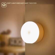 1 Stück Mini Fernbedienung Nachtlicht für Kinderzimmer, tragbare LED wiederaufladbare Nachttischlampe, 3 einstellbare Farben, geeignet für Kinderzimmer, Flur, Schlafzimmer, Badezimmer, Wohnzimmer, Kleiderschrank, einfache Installation, USB wiederaufladbar für Kinder und Erwachsene, Stillen, Schlafhilfe, batteriebetriebenes weiches Nachtlicht, dimmbare warme Nachttischlampe, sanfte Augenpflege