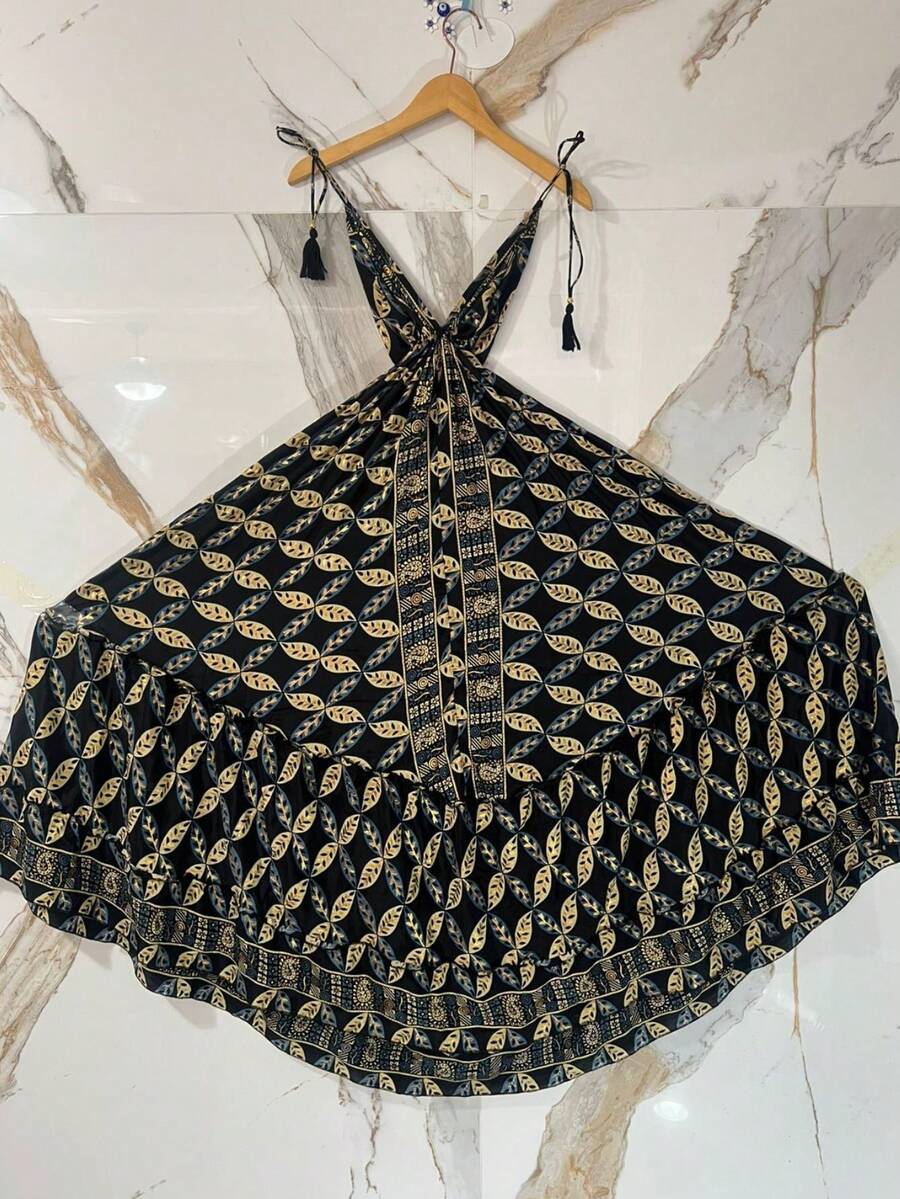 Dress - Black and Gold - View 1
