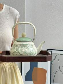 1 set Tetera esmaltada, con fondo blanco y diseño de mariposa y flor, campana antigua, que se puede calentar directamente durante todo el año para hervir agua, teteras, cafeteras, teteras para tostar té alrededor de una estufa y el té de la tarde, y ollas de regalo para dar a familiares y amigos en festivales y cumpleaños