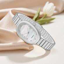 Women's Elegant Fashion New Steel Band Oval Case Quartz Wrist Watch