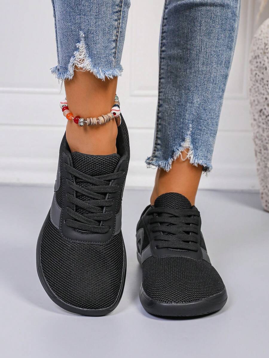 1 Par de Tênis Esportivos Casuais de Bico Largo para Mulheres, Design de Antepé Largo em Preto e Cinza, Adequado para Esportes ao Ar Livre, Caminhada e Tênis, Lavável em Máquina, Estilo Esportivo