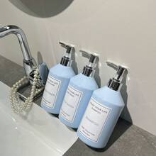 3pcs 500ml/16oz Light Blue Slanted Shoulder Large Capacity Refillable Bottles With Silver Pump Heads, Suitable For Shampoo, Body Wash, Conditioner, Bathroom Storage Set With Waterproof Labels