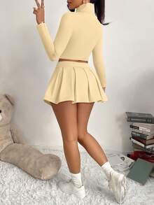 AIJ Bộ đồ thể thao nữ Amarilo gợi cảm gồm 2 mảnh, áo ôm sát quyến rũ và quần short/váy an toàn dễ thương, phù hợp cho thể thao, mặc hàng ngày và chơi tennis. - mai nhẹ - Xem 3