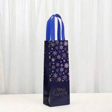 6 pièces/3 pièces Sacs cadeaux de vin de Noël, sacs cadeaux de fête des fêtes avec poignées, papier d'emballage épais réutilisable pour bouteille de vin de Noël. Parfait pour les fêtes d'anniversaire, les cadeaux de vin, de champagne, de whisky de Noël, la décoration de Noël, les rassemblements à la maison. Couleurs et styles aléatoires