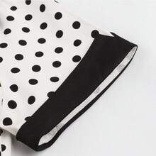 Elegant Heart Neck Polka Dot Short Sleeve A Line Dress For Women Vintage Style Fitted Waist Knee Length Flared Hem - 黑與白 - 查看 10