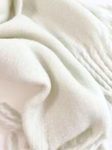 1件装女士蓬松长款纯色围巾，冬季保暖围脖，超大加厚白色流苏披肩毯围巾 - 白色 - 查看 8