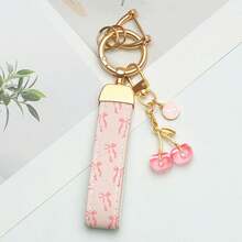 1pc Elegant Printed PU Leather Keychain With Rust-Resistant Zinc Alloy Ring, Decorated With Stylish Letter Charm - Fashionable Women's Accessory For Car Keys, House Keys, And Gift-Giving, Durable Keychain