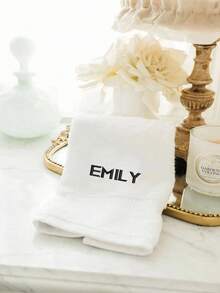 1pc Customized Quick-Dry Towel, Comfortable Bathroom Towel, Fashionable Pool Towel, Hotel Towel, Beach Towel, Customized Name, Beach Accessories, Essential For Mother's Day, Birthday, Day, Father's Day, Graduation, Wedding, Housewarming, Bathroom, Living Room, Bedroom, Home Home Bathroom Decor Summer Beach Essentials Back To School Shower Towels For Beauty Salon, Hotel Sports, Home Essentials, Towel, Skin Care - Multicolor - View 3