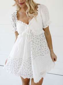 Women Y2k Puff Sleeve Babydoll Dresses Boho Floral Print V Neck Bow Tie Front Mini Dress Summer Flowy Patchwork Babydoll Sundress - 白色 - 查看 2