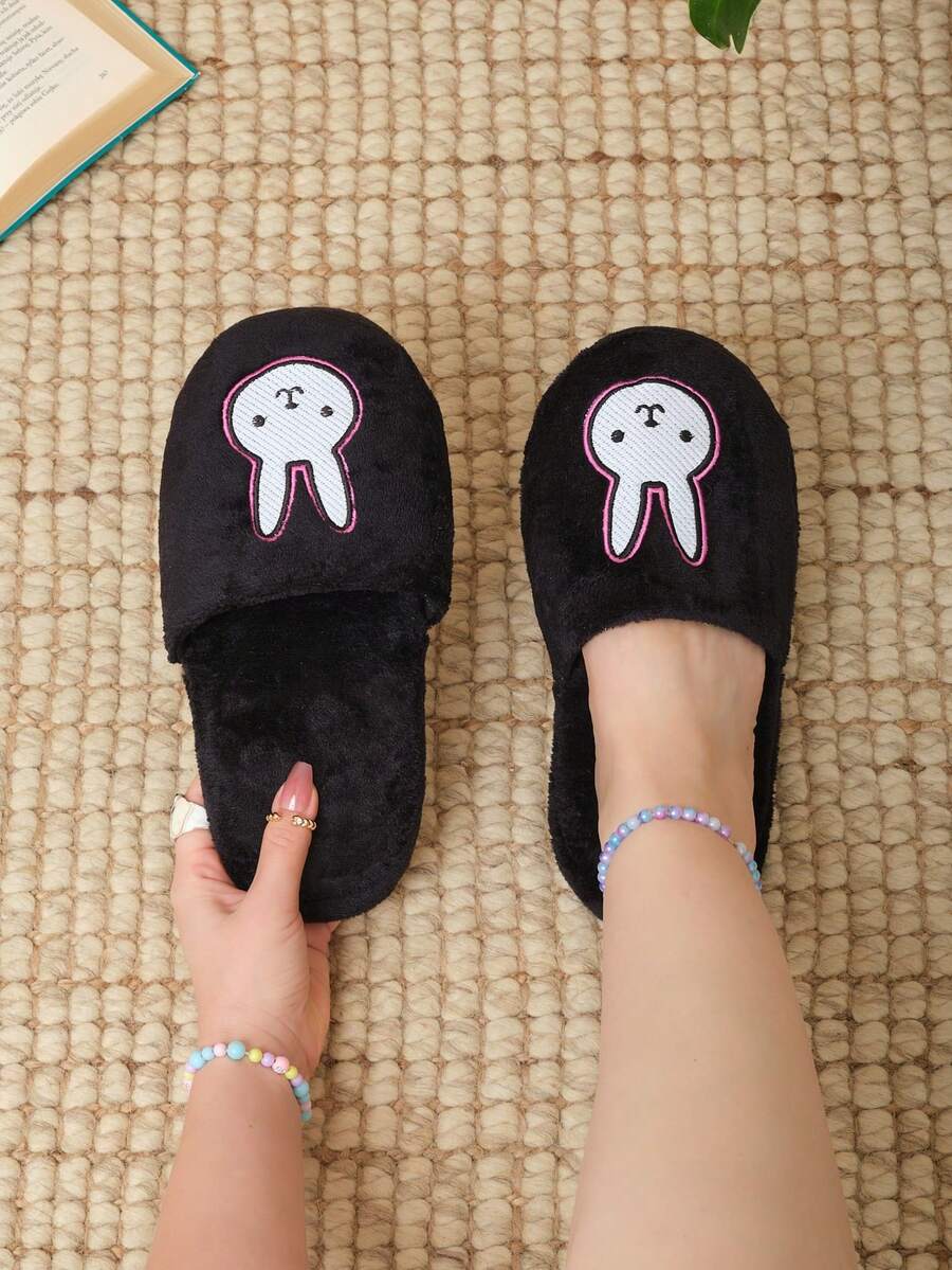 Lymalimoon Pantuflas Para el hogar Slippers de Peluche Unisex Tematicas Varios Modelos Cómodas para Interior | Tallas 23-28 MXN Dama y Caballero | Adorables, Modernas y Elegantes con Suela Semi Antideslizante | Ideales para Invierno, Otoño y Días Fríos o Descanso del Hogar | Regalo Perfecto para Amigos y Parejas| Calzado Ligero y Acolchonado para Casa o Viaje - Conejo Negro - Ver 1