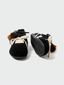 MASKERT Women's Casual Shoes, Women's Retro Suede Low-Top Lace-Up German Training Shoes, Soft & Skin-Friendly, Lightweight ,Comfortable - Black - View 8