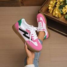 1 Pair Women's Spring/Autumn New German Training Shoes, Student Shoes, Waterproof Anti-Slip, Easy To Clean, Round Toe Low-Top Casual Shoes, Flat, Comfortable, Versatile, Colorblock Sporty Casual Sneakers, Fashionable All Season - Hot Pink - View 3