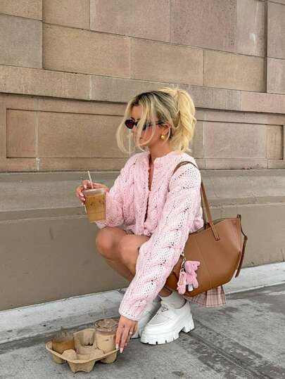 女士粗针织开衫，短款，纯色，长袖，宽松版型，适合日常穿着，秋季款