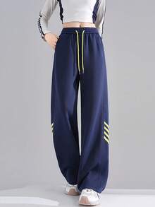 JUTU 条纹侧边拼接运动裤，藏青色和黄色条纹，高腰，抽绳设计，休闲直筒裤型，百搭美式风格，适合春、秋、冬季穿着。 - 1A49寶藍拼黃 - 查看 3