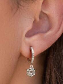 1 Pair Elegant Cubic Zirconia Hoop Earrings For Women,Lightweight Drop Earrings Fashion Pretty Drop Earrings,Mini Hoop Earrings,Suitable For Daily, Party, Vacation, Wedding,Formal Gifts Wear Jewelry Accessories