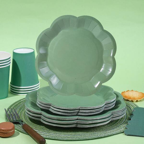 10 Pieces /20 Pieces /50 Pieces/Set, Sage Green Plate And Napkin Party Supplies, Suitable For 10 Guests, Including 9-Inch And 7-Inch Sage Green Scallop Paper Plates And Napkin Cups, Disposable Tableware Sets, Birthday, Wedding, Engagement, Party And Newborn Wash Party Table Decorations