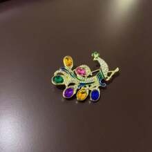 1 Stück Vintage Mode Pfau Brosche, Vintage Mode farbiger Strass Pfau Brosche, Zinklegierung Mode Tier Design, kreatives, lustiges Accessoire für den täglichen Gebrauch und als Geschenk, perfekt für den Valentinstag - geeignet für alle Jahreszeiten