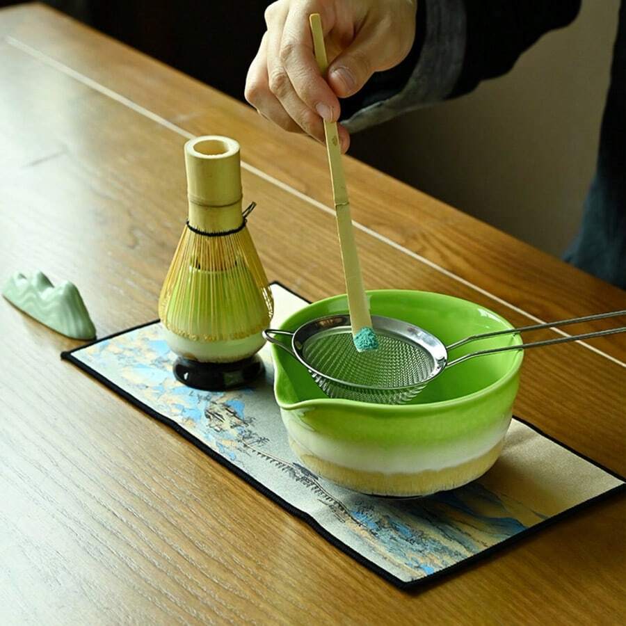 7件套抹茶入门套装，包含抹茶碗（带嘴）、抹茶筅、筅架、勺子、筛子、茶勺、茶布，精美抹茶茶道礼盒套装，适合作为生日和节日礼物。 - 彩色 - 查看 1