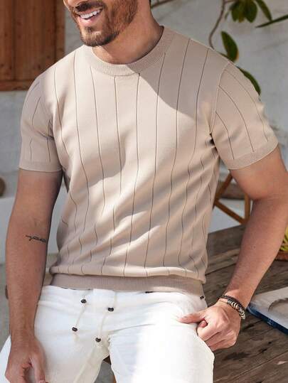 Pulover bărbătesc cu guler rotund, tricotat cu mânecă scurtă, cu dungi verticale, în culoare solidă