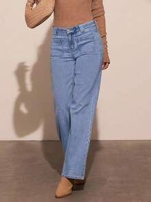 Women's Light Blue Classic Minimalist Straight-Leg Jeans, Square Pocket Design, Slim Fit Flattering Casual Pants - Light Wash - View 4
