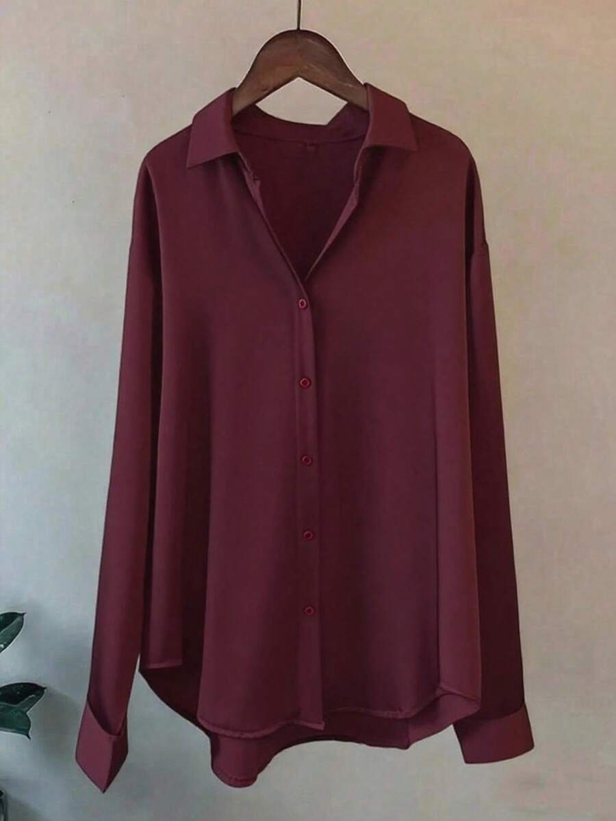 大码女式纯色休闲奢华宽松版长袖衬衫，冬季派对风。女士优雅百搭垂坠复古长袖缎面上衣，四季皆宜，适合日常机场、办公室、万圣节、圣诞节、新年、感恩节、派对、街头、春季等场合穿着。