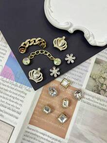 12 szt. klipsów do butów z kryształową koroną w kolorze złotym, odpinana ozdoba do sandałów plażowych, obuwia ogrodowego, na każdą porę roku, prezentów świątecznych